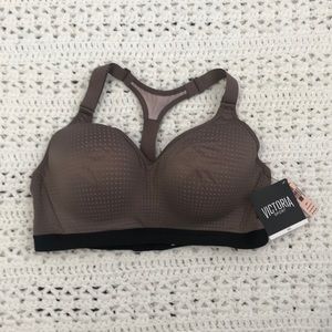 NWT Victoria’s Secret Sports Bra